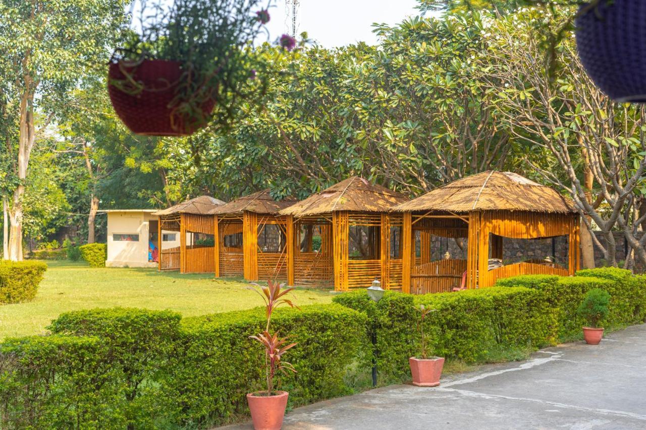 Narmada Hills Resort Godarpura Εξωτερικό φωτογραφία