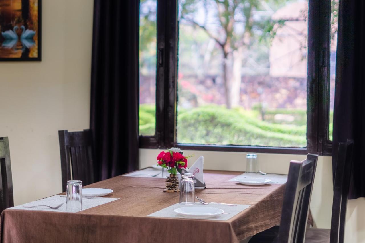 Narmada Hills Resort Godarpura Εξωτερικό φωτογραφία