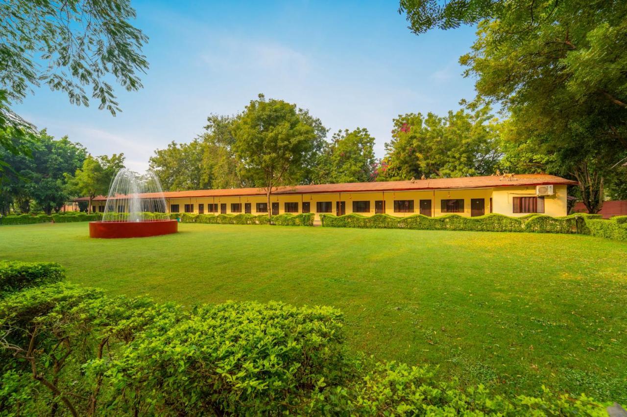 Narmada Hills Resort Godarpura Εξωτερικό φωτογραφία